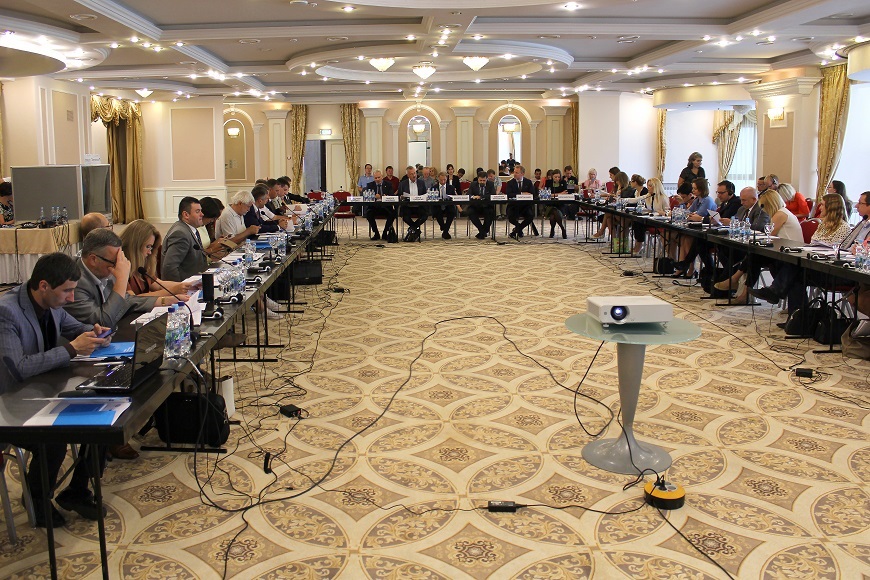 Roundtable “Constitutional Court of Ukraine: implementation of constitutional amendments”