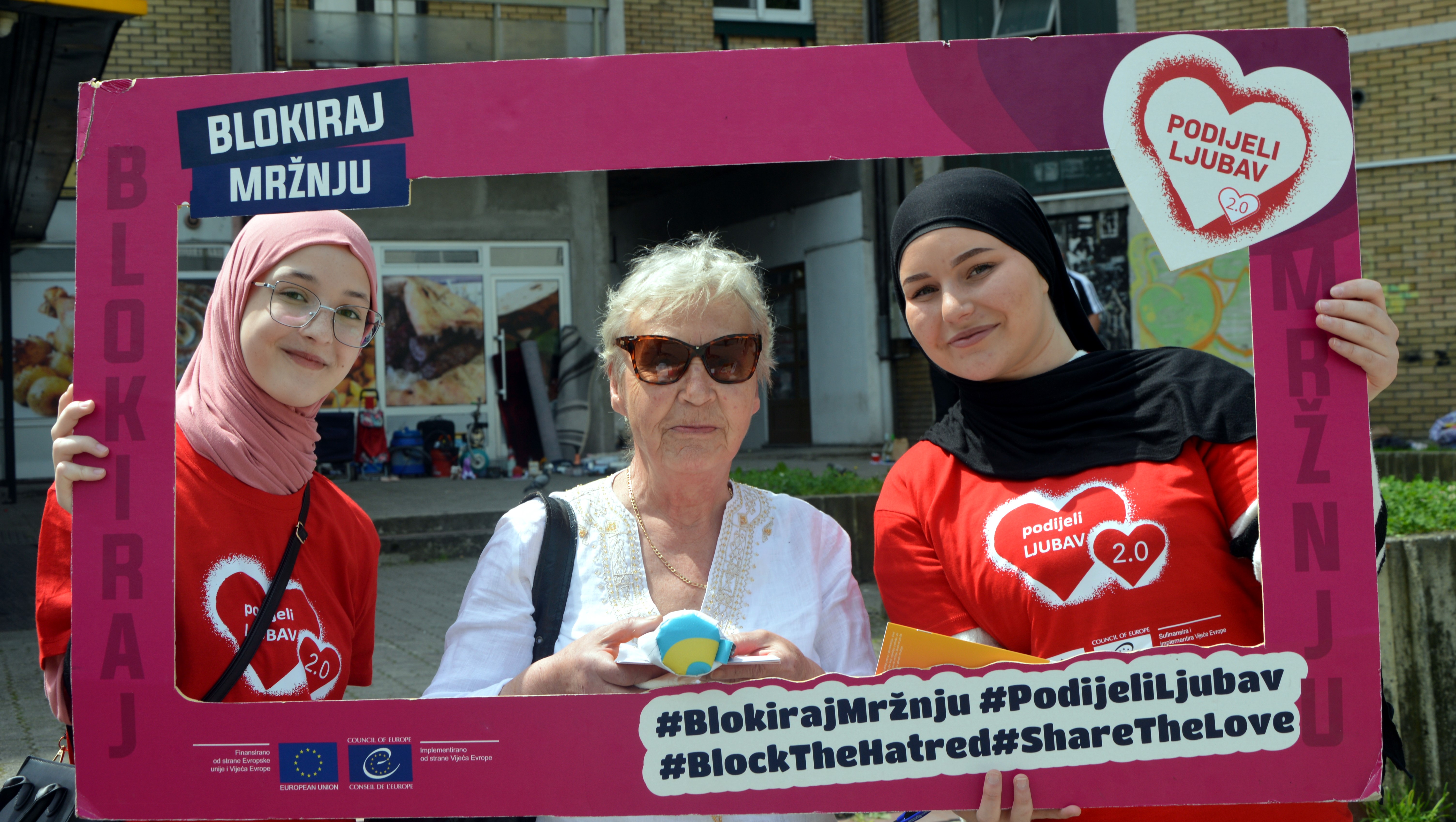 Zavidovići youth stands against hate