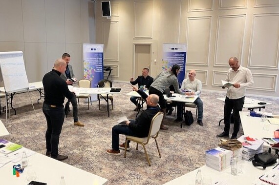 Police trainers in Bosnia and Herzegovina to strengthen human rights policing