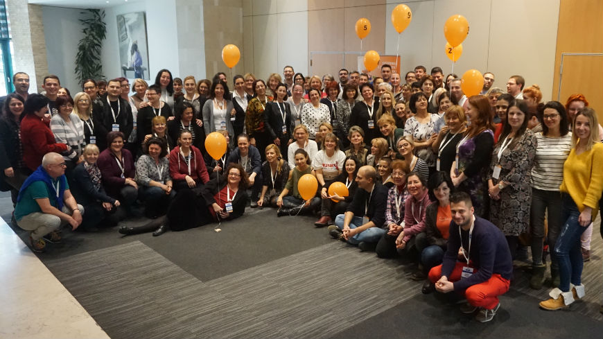 Making a difference : Learning from each other, learning together