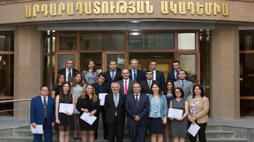 Certificates were awarded to trainers of the Justice Academy