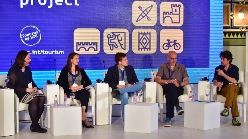 From left to right: Snježana DERVIŠKADIĆ (Project Leader, Regional Cooperation Council), Constanze METZGER (Senior Project Manager, Council of Europe), Vladan KRECKOVIC (Project Coordinator, Danube Competence Center), Thierry JOUBERT (Managing Partner, Green Visions) and Alex CREVAR (travel journalist)
