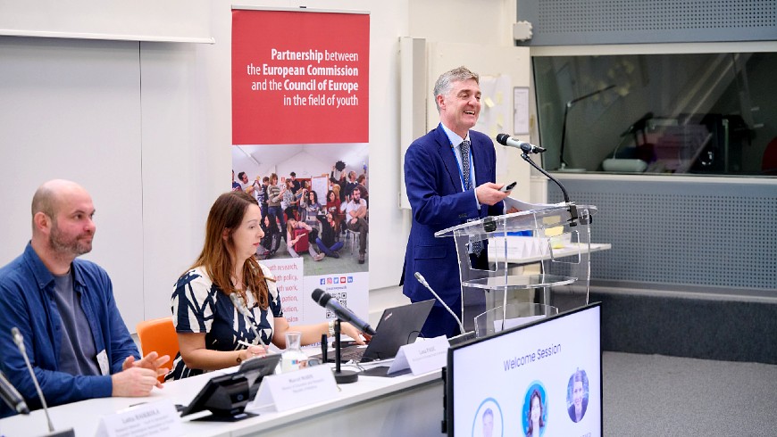 Research Symposium Young people’s access to social rights